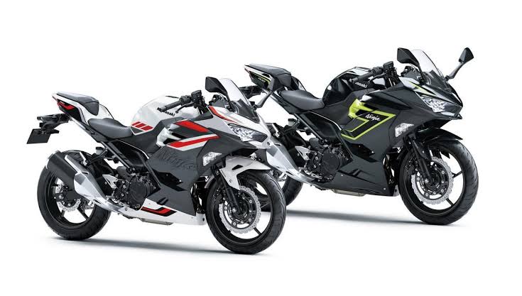 カワサキ、2027年型Ninja 400を発表。車重167kg・48馬力は現行維持