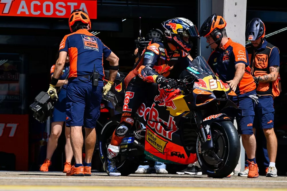 KTM、MotoGPエンジンの欠陥部品交換をアラゴンGP前に承認