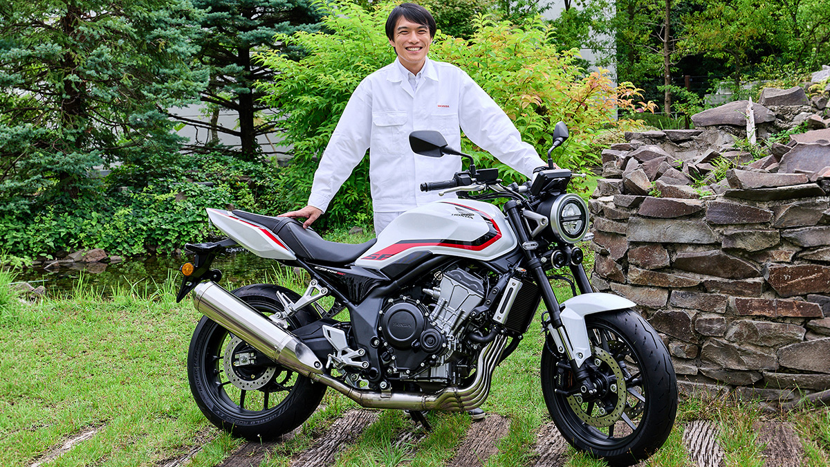 新型CB400スーパーフォアE-Clutch、開発者が語る新標準