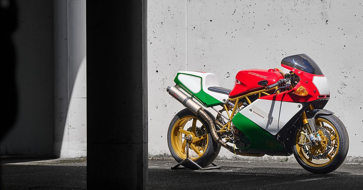 Tony Pereira's Track-Focused Custom Ducati 900SS