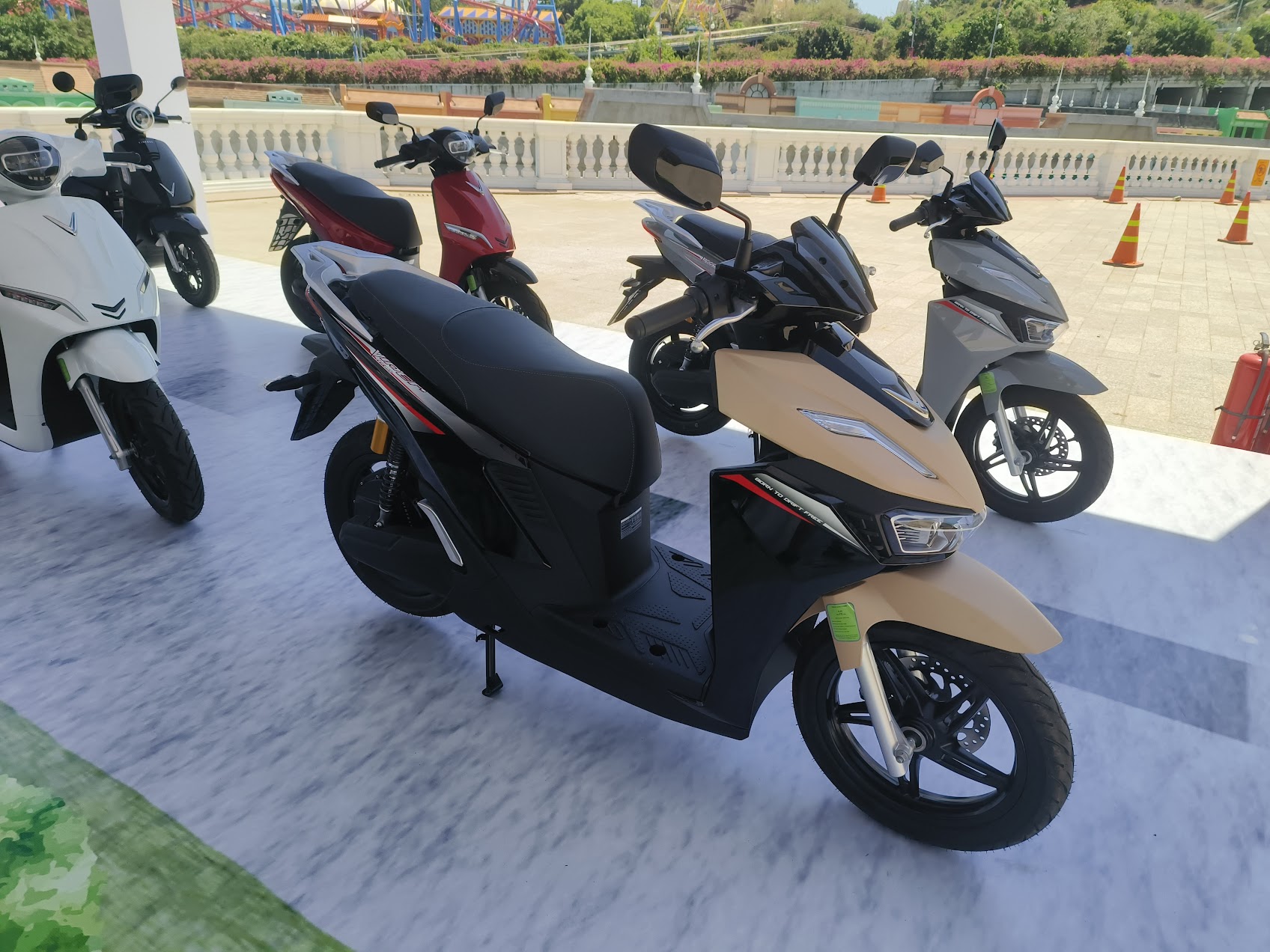 VinFast Brings Battery-Swap Electric Bikes to the Philippines, Pre-Orders From 70,000 Pesos