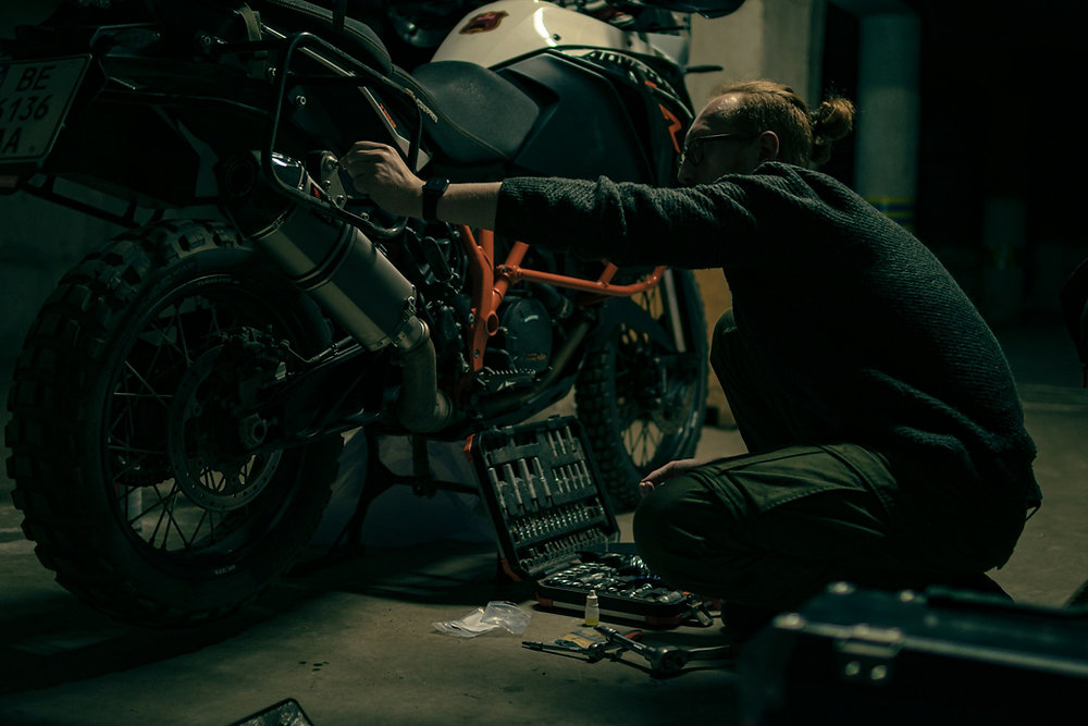 What Stunt Riding Actually Wears Out: Rear Tyres, Clutches and Chains