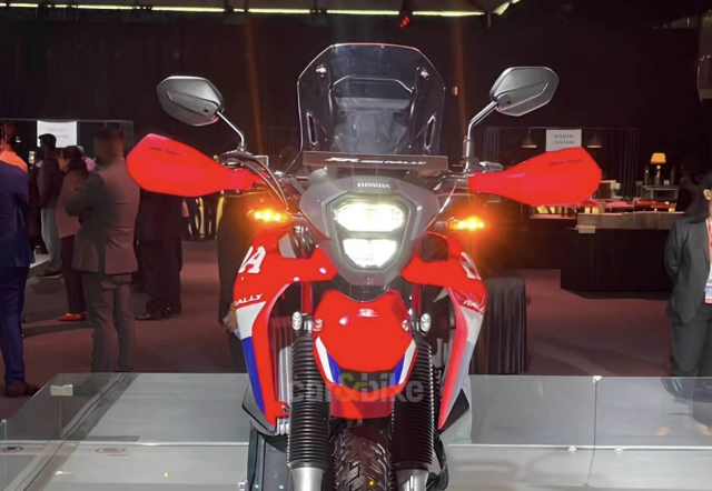 Honda Unveils All-New Off-Road XR300L and XR300 Rally